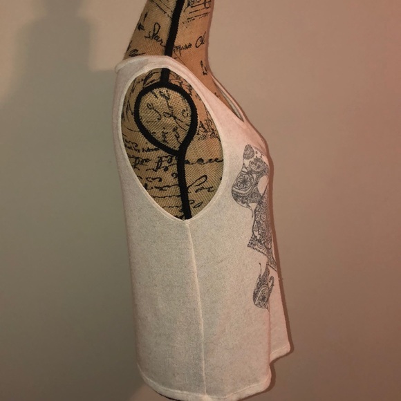 Elephant 🐘 tank top - Picture 2 of 6